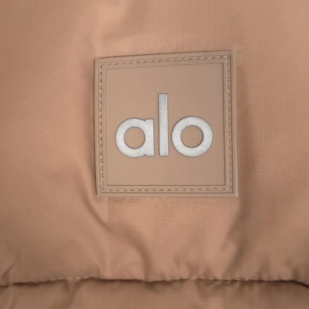 ALO Yoga Women's Vest Hooded‎ SMALL Gold Rush Puffer Nylon Outdoor W4469R